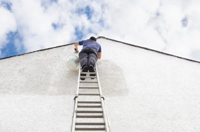 Peinture extérieure à Urtaca — façades et ravalement